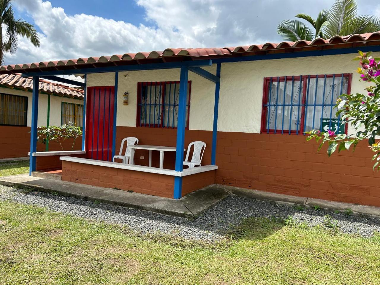 Hotel Campestre Manantial Del Quindio Montenegro Exterior photo