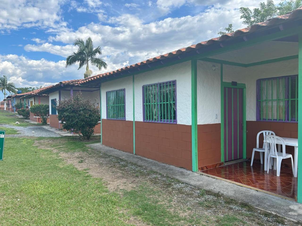 Hotel Campestre Manantial Del Quindio Montenegro Exterior photo